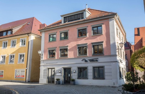 Wangen im Allgaeu Apartment | Modern Studio Apartment No. 15 in the City Center with Wi-Fi