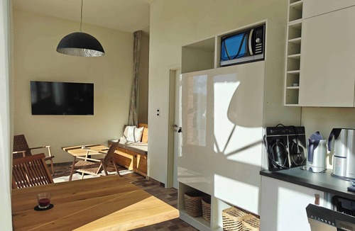 Buhlau Apartment | Modern studio with sun terrace and barrel sauna