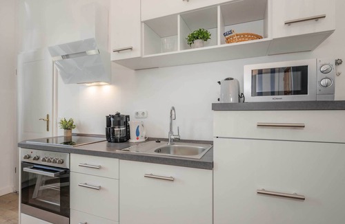 Heringsdorf Apartment | Modern vacation apartment in Heringsdorf near the beach with parking space