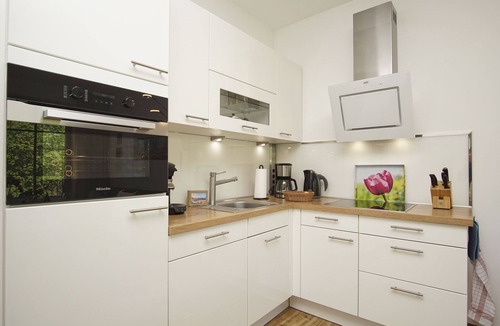 Gohren Apartment | Modern vacation apartment with private sauna and balcony - Villa Pauline FeWo 04