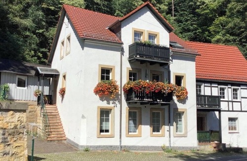 Krippen Apartment | Modern vacation apartment, with parking space and terrace and barbecue