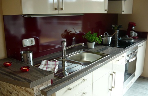 Weiltingen Apartment | Modern vacation apartment 5 pers. with sauna, balcony and e-charging station