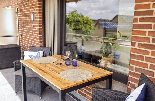 Mitte Apartment | Modern vacation apartment in Dülmen: close to the city with a balcony view of the countryside