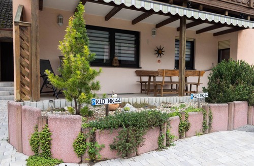 Essing Apartment | Modern vacation apartment (75sqm) with two bedrooms