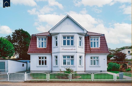 Ahlbeck Apartment | Modern vacation apartment in Ahlbeck with terrace - only 400 m to the beach