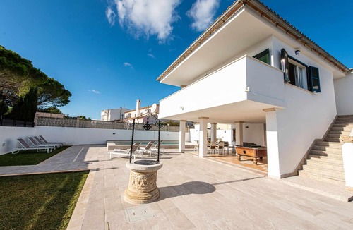 Ciudad Universitaria House | Modern Villa Varon Blue