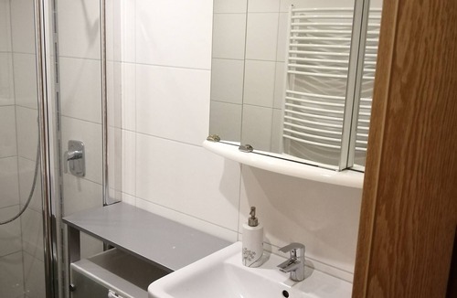 Zirndorf Apartment | Modern whole apartment 1km to the FunPark and only 15 minutes to Nuremberg
