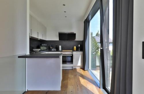 Gersthofen House | Moderne DHH mit zwei Apartments