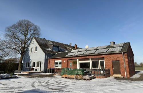 Drensteinfurt House | Moderne Doppelhaushälfte mit Garten & Terrasse I Free Wifi I Free Parking