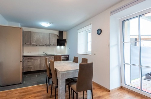 Haunsheim Apartment | Moderne Ferienwohnung in Haunsheim mit Terrasse