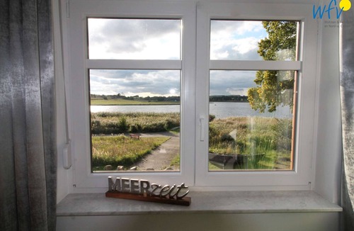 Neuensien Apartment | Moderne Ferienwohnung mit Malerischem Seeblick!