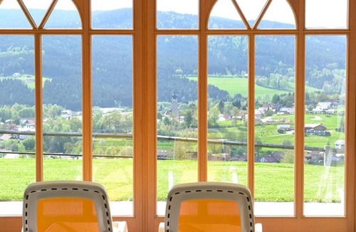 Blachendorf Apartment | Moderne Luxus Ferienwohnung (70qm) mit Sauna für bis zu fünf Personen