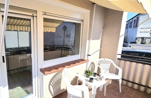Hagen-Hohenlimburg Apartment | Moderne Monteurwohnung mit Balkon, Einzelbetten, voll ausgestattet, kostenloser Parkplatz & WLAN in Hagen - HL01
