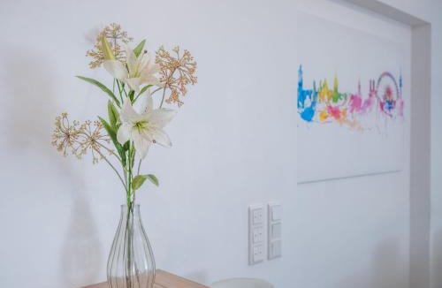 Universitat Apartment | Moderne stilvolle Wohnung im Herzen Münchens