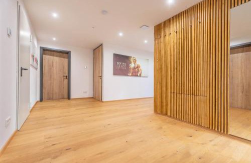 Waldkirchen Villa | Moderne Villa mit Whirlpool und Heimkino