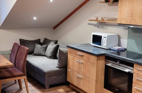 Maibrunn Apartment | Moderner Ferienhof mit Vielen Erholungsmöglichkeiten und Spielplatz