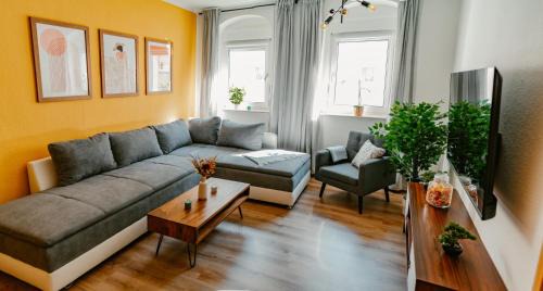 Konigstein an der Elbe Apartment | Modernes Apartment mit Balkon und Stellplatz