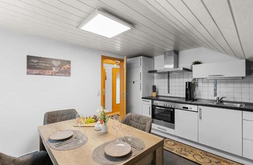 Ochsenhausen Apartment | Modernes Apartment zentral in Ochsenhausen mit Parkplatz und WLAN ideal für Business und Urlaub