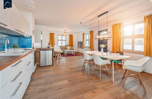 Mellenthin House | Modernes Ferienhaus mit Garten