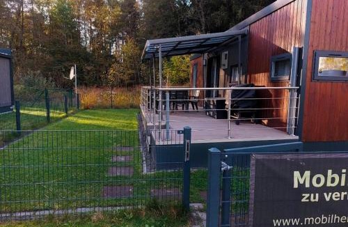 Wackersdorf Apartment | Modernes Mobilheim am Murner See