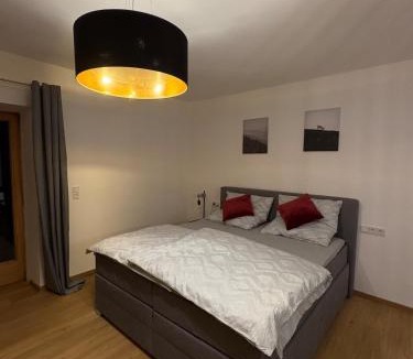 Resten Apartment | Modernes Serviced Apartment - FeWo Morgenglanz