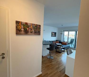 Noerdlingen Apartment | Modernes Serviced Apartment - FeWo Penthouse View