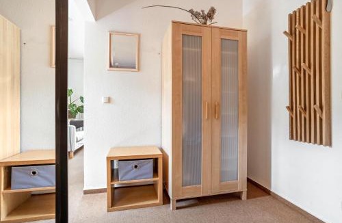 Klein Bollhagen Apartment | Mohnrot - Fulgenhaus
