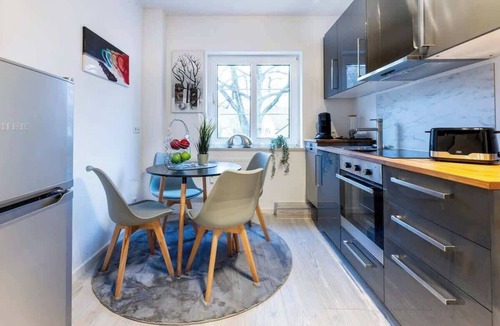Bachviertel Apartment | MOLA Apartments-Historisches Apartment in Altstadt