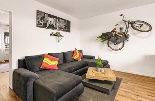 Herdecke Apartment | MOLA Apartments - Panoramablick, Balkon, 5 Pers, Bahnhofsnähe, Parkplatz