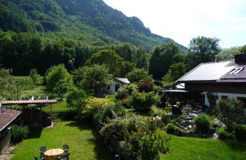 Flintsbach A. Inn Apartment | Mondscheinwinkl
