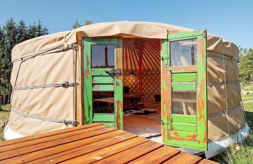 Eisenbach RV Rental | Mongolian Yurt at the Falcon’s Nest