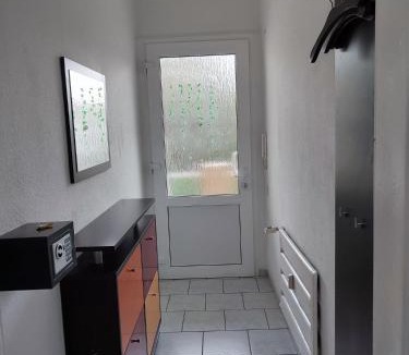 Rheydt Apartment | Monteurwohnung 6 P. Mönchengladbach Rheydt