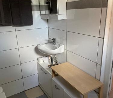 Dortmund Apartment | Monteurzimmer für 2 Person - Nähe DO-Flughafen