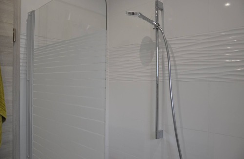Butthard House | Monteurzimmer WalMel, TV, WiFi free, parking lot
