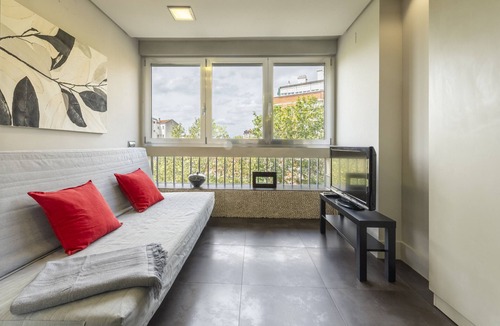 Castillejos Apartment | Monthly Rental in Madrid - Exterior Flat with 1 Bedroom + Studio and 2 Bathrooms