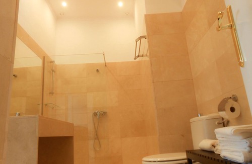 Jerez de la Frontera Old Town Apartment | Morla-Melgarejo palace house (100m2 apartment)