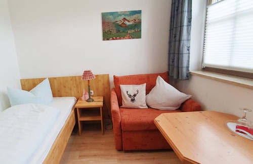 Uebersee House | Motel ∙ 4 guests