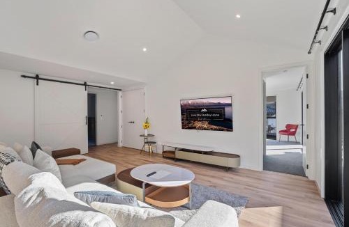 Kawarau Falls House | Mountain Escape by Remarkables 9 | 5-bedrooms