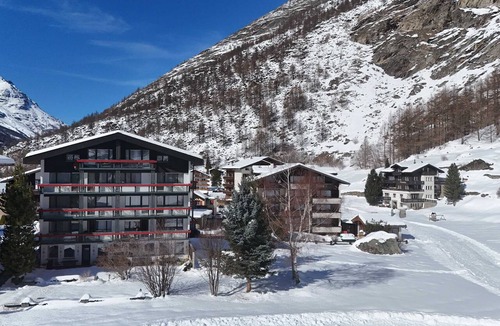 Saas Almagell House | Mountain View Suite near Saas-Fee for 3 Guests