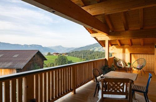 Kitzbuehel Apartment | Mountain Vista - Bio Yoga Hof