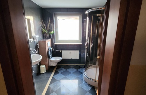 Sudstadt Apartment | Multi-bed room for 4 guests with 15m² in Nuremberg (250682)