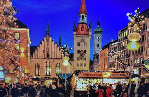 Ludwigsvorstadt-Isarvorstadt Apartment | Munich Best Location - Top Floor Apartment - Great Views