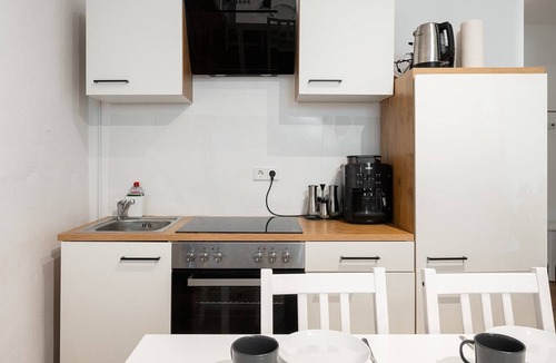 Ludwigsvorstadt Apartment | Munich City - Two BR Apartment with Great Kitchen