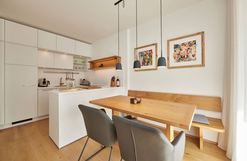 Garmisch-Partenkirchen Apartment | Murmeli - cosy ground floor flat in a central location
