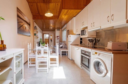 Prosperidad Apartment | Natural Light