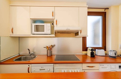 Prosperidad Apartment | Natural light, quiet, and in a great location