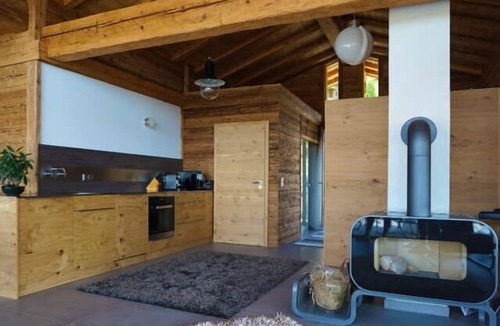 Miltach Apartment | Neu erbaut, in erhöhter Ortsrandlage mit herrlichen Blick ins Miltacher Regental