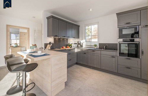 Zirchow House | Neu Errichtetes Ferienhaus in Ruhiger Wohngegend mit Parkplatz, Sauna und Wlan