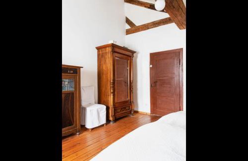Schernfeld House | NEU ! Ferienwohnung Beim Kirschschuster