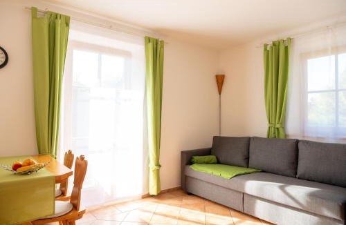 Kienberg Apartment | NEU! Ferienwohnung Steffi nahe Chiemsee